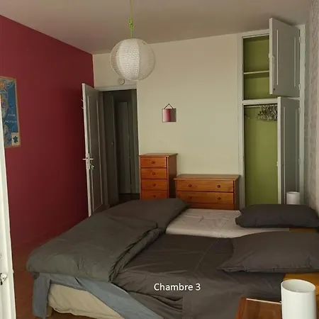 Centre Apartment *